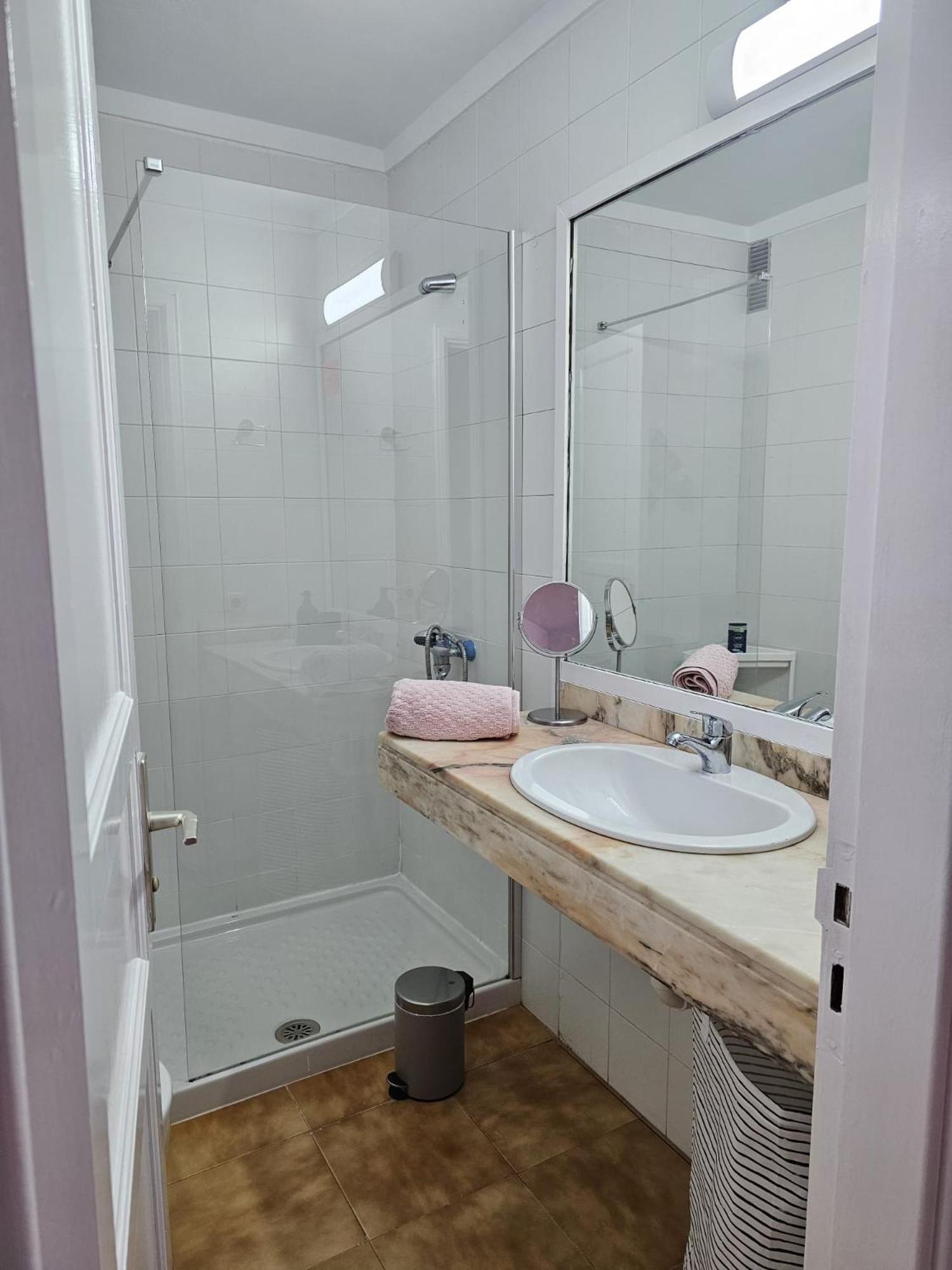 The Colors House, 646 Y 524 - Private Apartments קוסטה טגוויסה מראה חיצוני תמונה